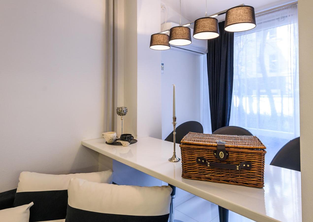 Zero-Waste Studio Apartment In Central โซเฟีย ภายนอก รูปภาพ