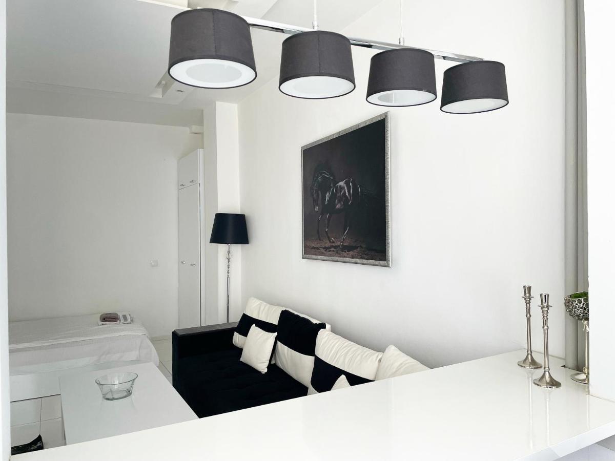 Zero-Waste Studio Apartment In Central โซเฟีย ภายนอก รูปภาพ